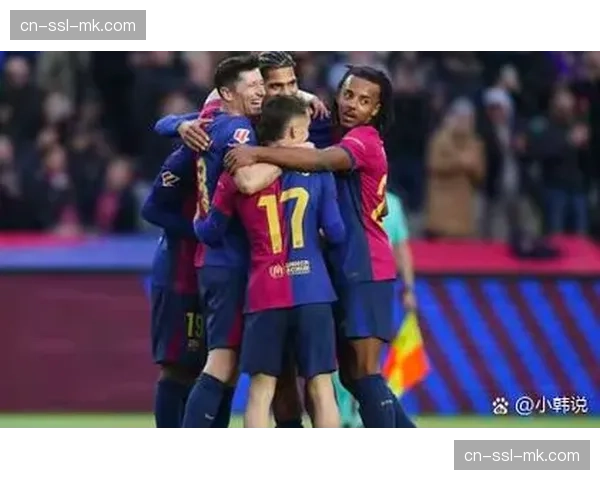 巴萨主场十连胜强势领跑 积分榜紧咬皇马仅差一分
